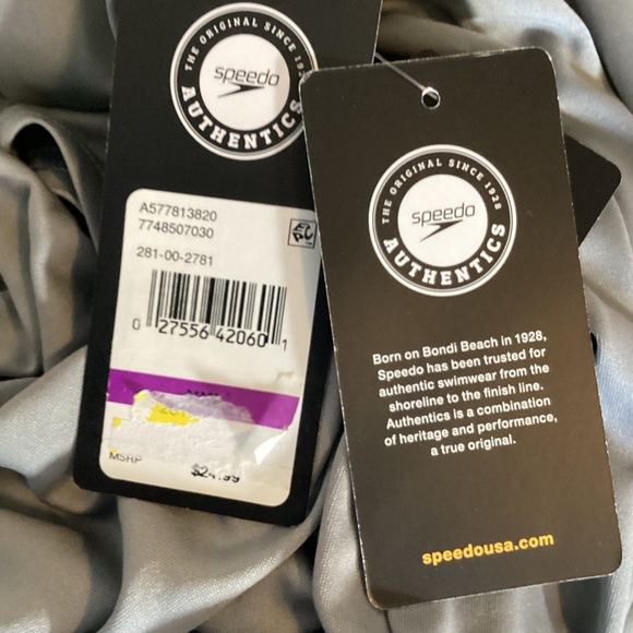 Speedo Grey Athletic Shirt NWT - Picture 8 of 8